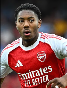 มอร์แกน โรเจอร์ส เซอร์ไพรส์คว้ารางวัลนักเตะดาวรุ่งยอดเยี่ยม PFA แห่งปี พรีเมียร์ลีก