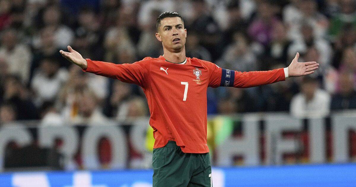 คริสเตียโน่ โรนัลโด้ จะไม่ได้ลงเล่นที่ศึกสโมสรโลก หลังปฏิเสธข้อเสนอหลายครั้ง ขณะที่อนาคตกับทีมอัล-นาสเซอร์ยังไม่แน่นอน คุณไม่สามารถทำทุกอย่างได้