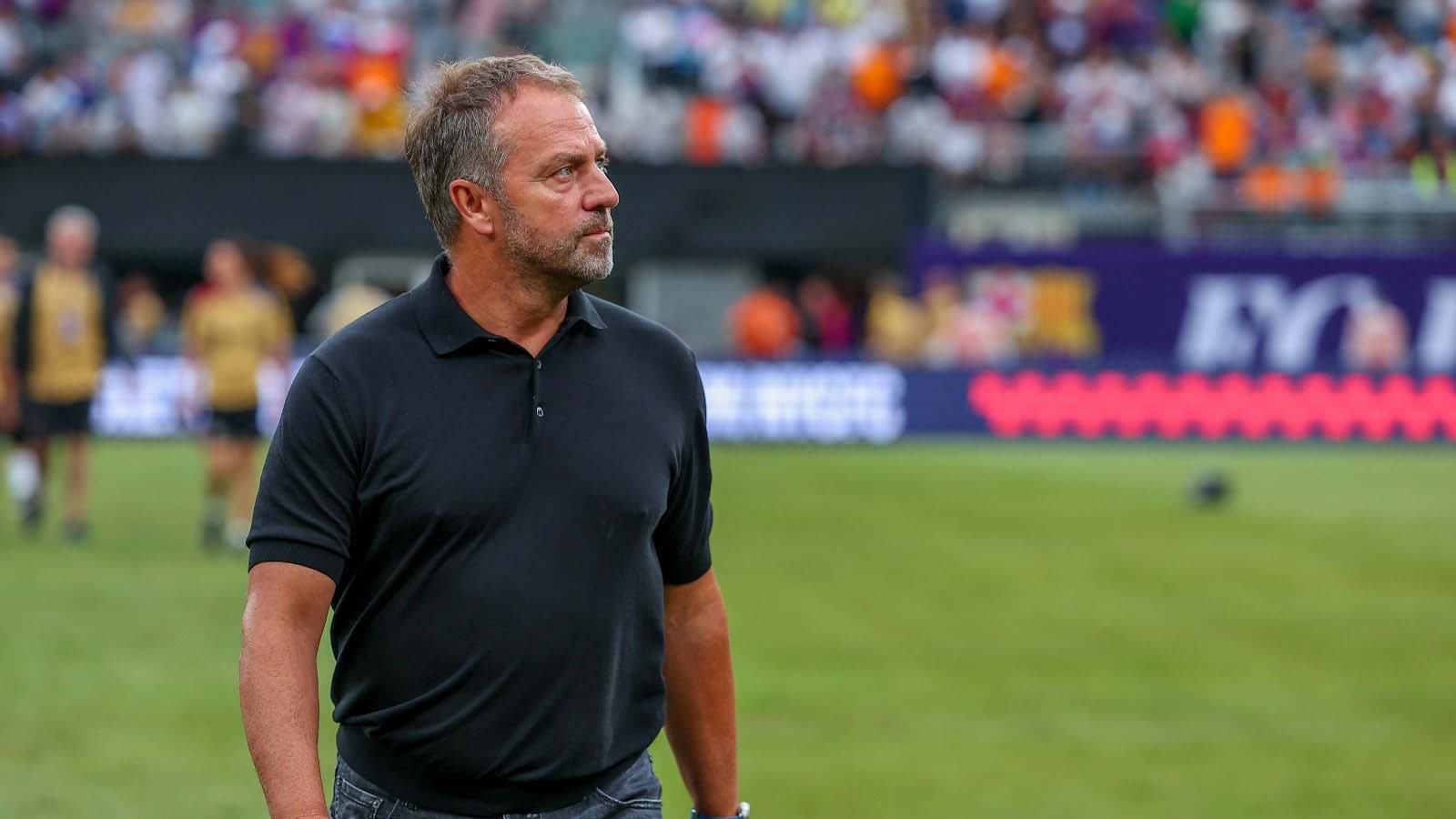 ฮันซี ฟลิค กล่าวถึงการเสริมทัพของทีมจากแคว้นกาตาลันในเดือนมกราคม พร้อมทั้งหารือถึงอนาคตของมาร์คัส แรชฟอร์ด