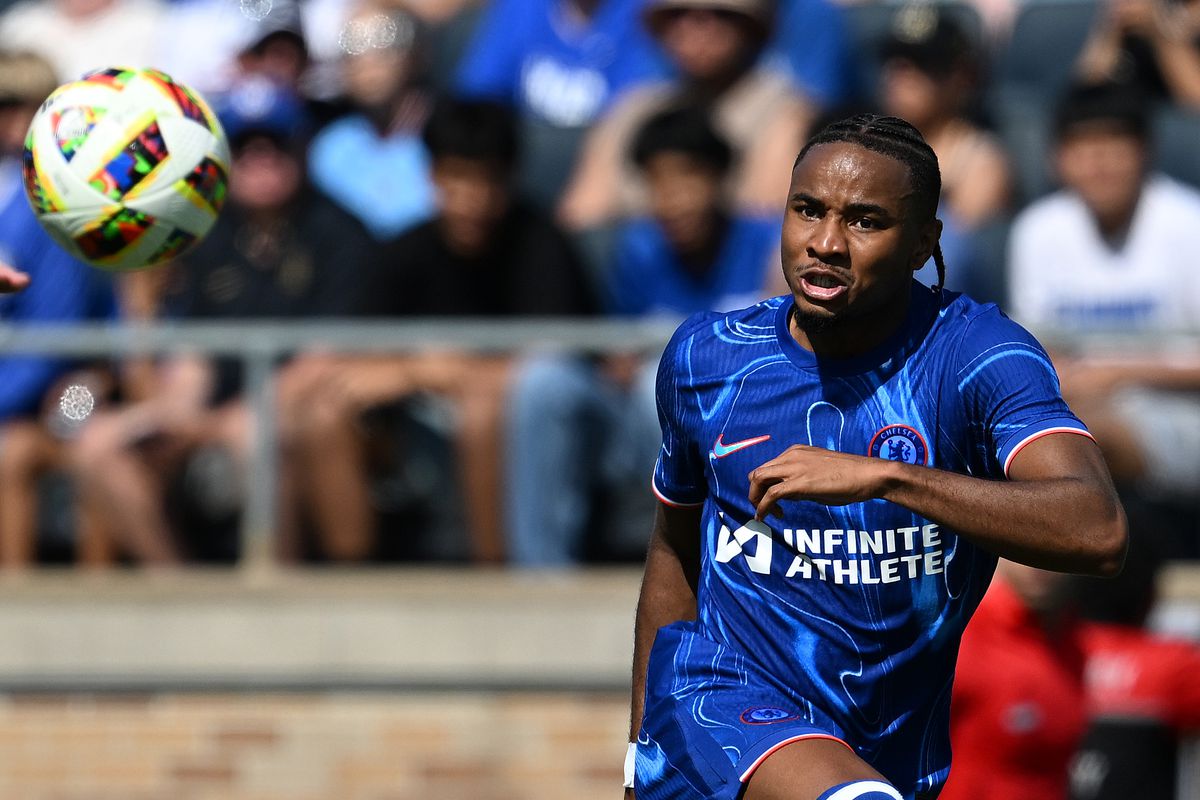 อนาคตของคริสโตเฟอร์ เอ็นคุนคูและนิโกลัส แจ็คสัน ยังคงไม่แน่นอน