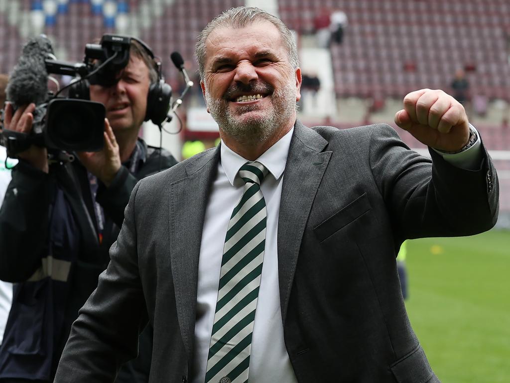 อังเก้ ปอสเตโคกลู แกเร็ธ เบล และริโอ เฟอร์ดินานด์ ยกย่องกุนซือท็อตแนมว่า น่ารักและถ่อมตัว หลังคว้าแชมป์ยูโรปาลีก