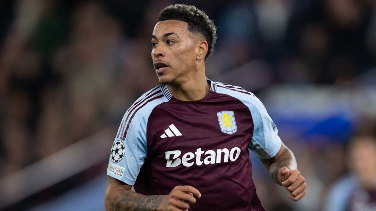 เดอะกันเนอร์ส กลับมาสนใจดาวเตะของแอสตันวิลล่าอีกครั้ง พร้อมเปิดเผยราคาค่าตัว