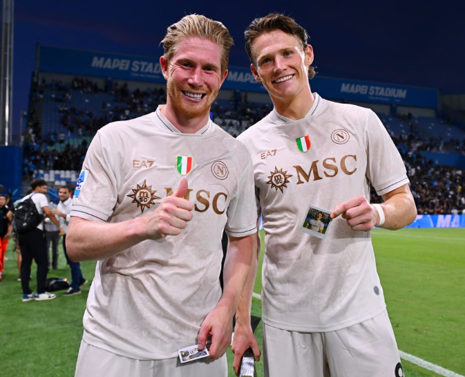 แม็คโทมิเนย์ และ เดอ บรอยน์ ทำผลงานเข้าขากับนาโปลีโฉมใหม่ ขณะที่มิลานทำให้โมดริชผิดหวัง