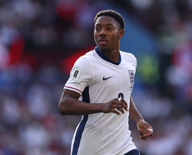 ไมล์ส ลูอิส-สเคลลี หลุดโผทีมชาติอังกฤษเกมพบเซอร์เบีย ทูเคิลชี้เป็นการตัดสินใจเชิงแท็กติก