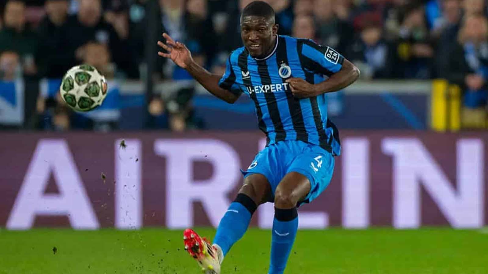 ลิเวอร์พูล เผย ความต้องการ ของมาร์ค เกฮี ขณะที่แมนเชสเตอร์ซิตี้เข้าร่วมการแข่งขันเพื่อคว้าตัวเป้าหมายของอาร์เน สล็อต