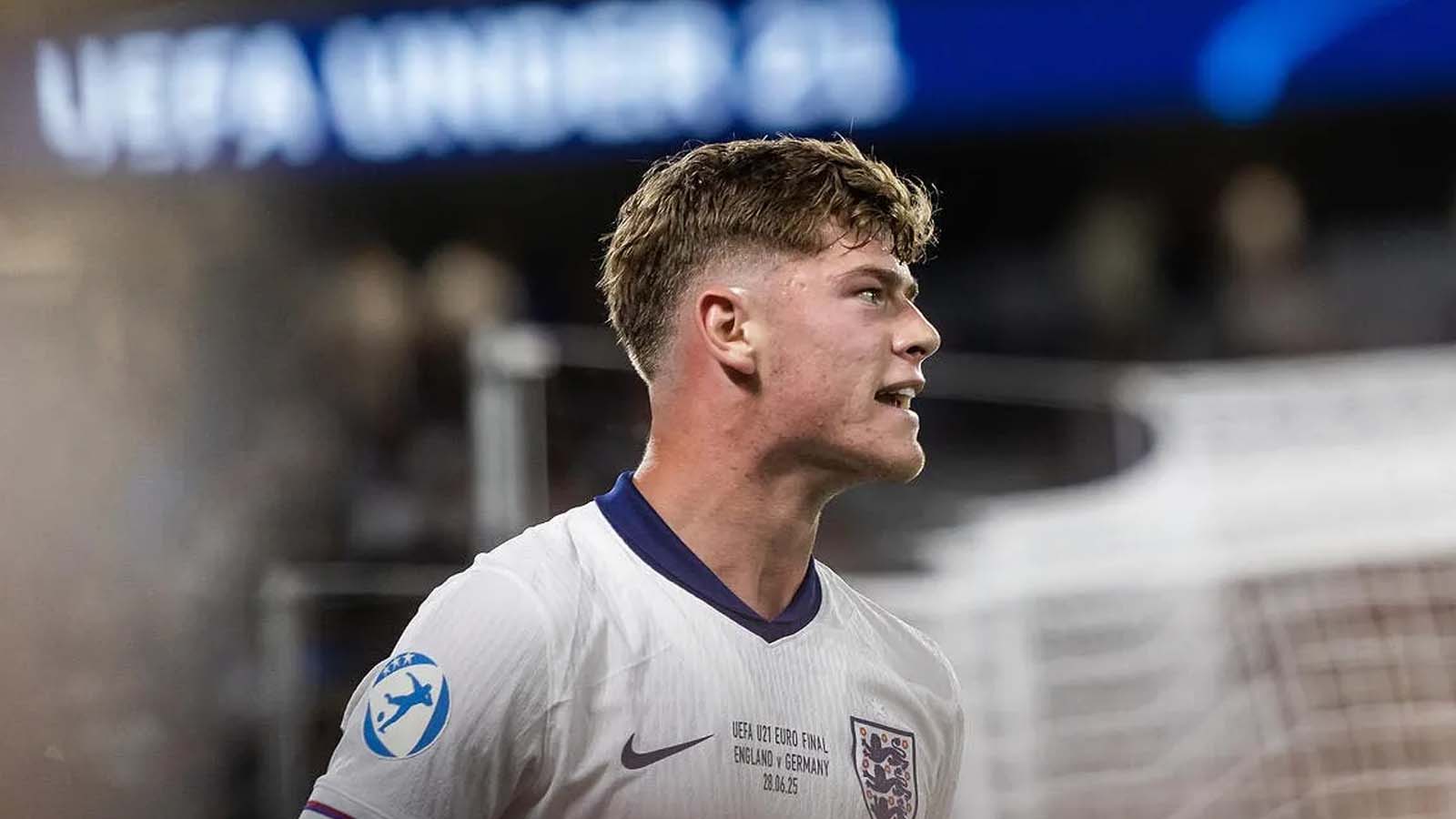 ข่าวสารและข่าวลือเกี่ยวกับการย้ายทีมวันนี้ บอร์นมัธล้มเหลวในการคว้าตัวผู้รักษาประตูมาแทนที่อองตวน เซเมนโย่ เซาแธมป์ตันเตรียมเซ็นสัญญากับผู้รักษาประตูจากบาเยิร์น มิวนิค