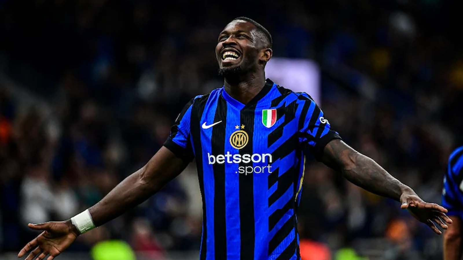 ลิเวอร์พูล ความเคลื่อนไหวเกี่ยวกับเดนเซล ดัมฟรีส์ ปรากฏขึ้น พร้อมข้อเสนอสุดคุ้มค่า 21.7 ล้านปอนด์