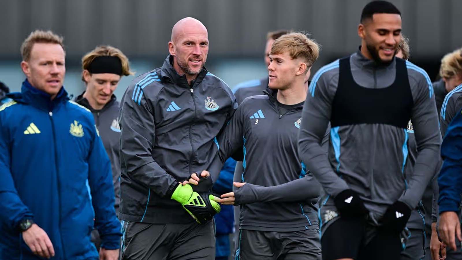 ./backend/uploads/article-img/เอ็ดดี้ ฮาว แย้มถึงการยกเครื่องทีมครั้งใหญ่ หลังยอมรับว่ามีปัญหาเรื่องเงิน 124 ล้านปอนด์ เอ็ดดี้ ฮาวได้ให้