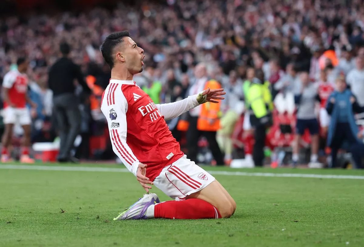 คำตัดสิน 7 คำของแกรี่ เนวิลล์ สะท้อนทุกอย่างหลังอาร์เซน่อลตามตีเสมอแมนซิตี้