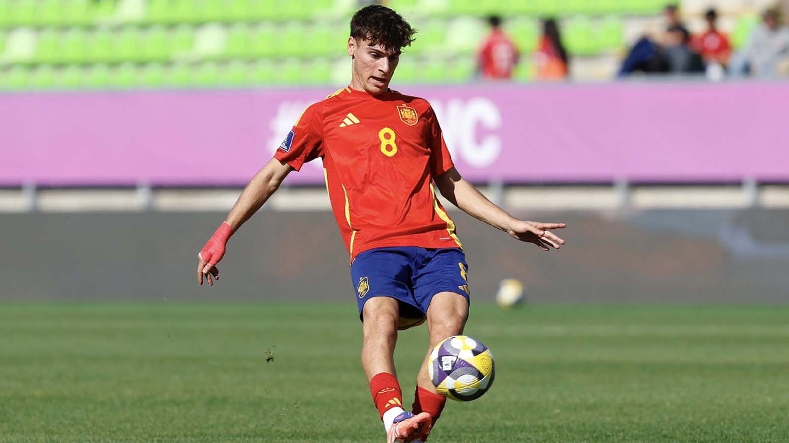 ./backend/uploads/article-img/อาร์เซนอลพลาดการเซ็นสัญญาคว้าตัว โรดริโก เมนโดซา เนื่องจากยักษ์ใหญ่จากยุโรป ตกลงข้อตกลงมูลค่า 13.8 ล้านปอนด์แล้ว