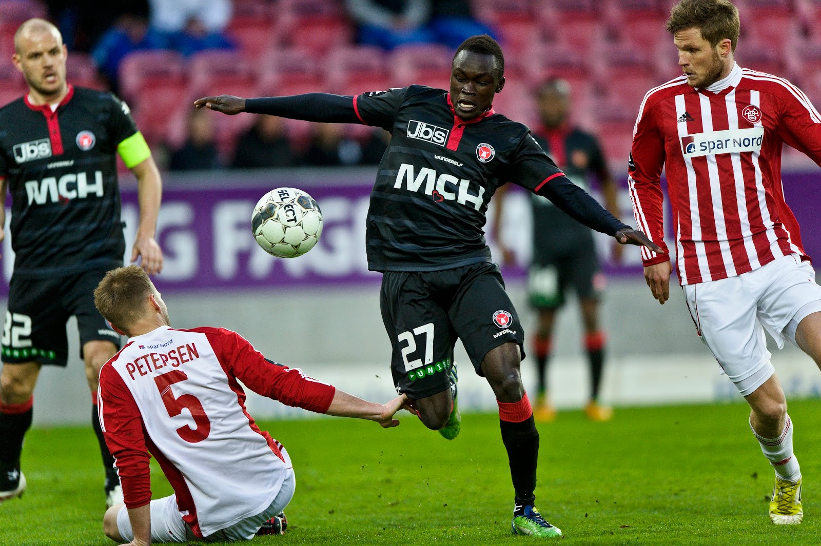 วิเคราะห์ การแข่งขัน ฟุตบอล มิดทิลแลนด์ VS ดินาโม เคียฟ