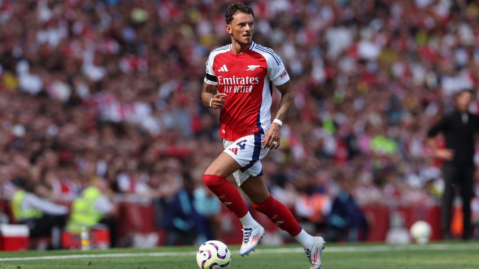 เบน ไวท์ ย้ายออกจากทีมแล้ว เนื่องจากปัญหาอาการบาดเจ็บของกองหลังรายนี้ทวีความรุนแรงขึ้น