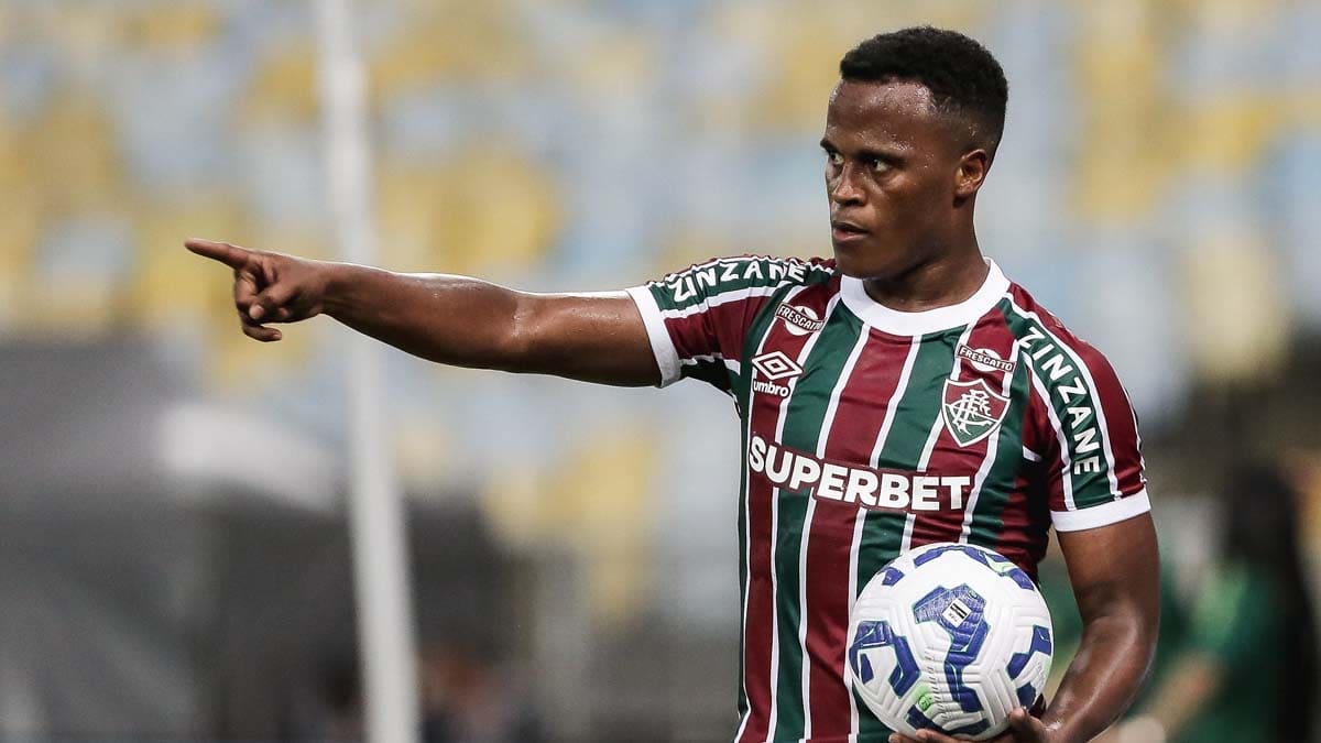 จอน อาริอาส ถูกมองว่าเป็น การเซ็นสัญญาในฝันก่อนตลาดซื้อขายนักเตะฤดูหนาวจะเปิดขึ้น