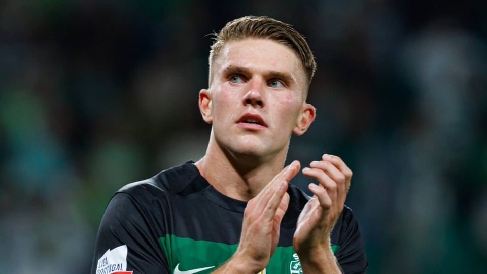 อาร์เซนอลเป็นผู้นำในการไล่ล่ากองหน้าตัวเก่งอย่างวิกเตอร์ จิโอเคอเรส ขณะที่แมนเชสเตอร์ ยูไนเต็ดหันไปหาโอลลี่ วัตกินส์ของแอสตัน วิลล่า